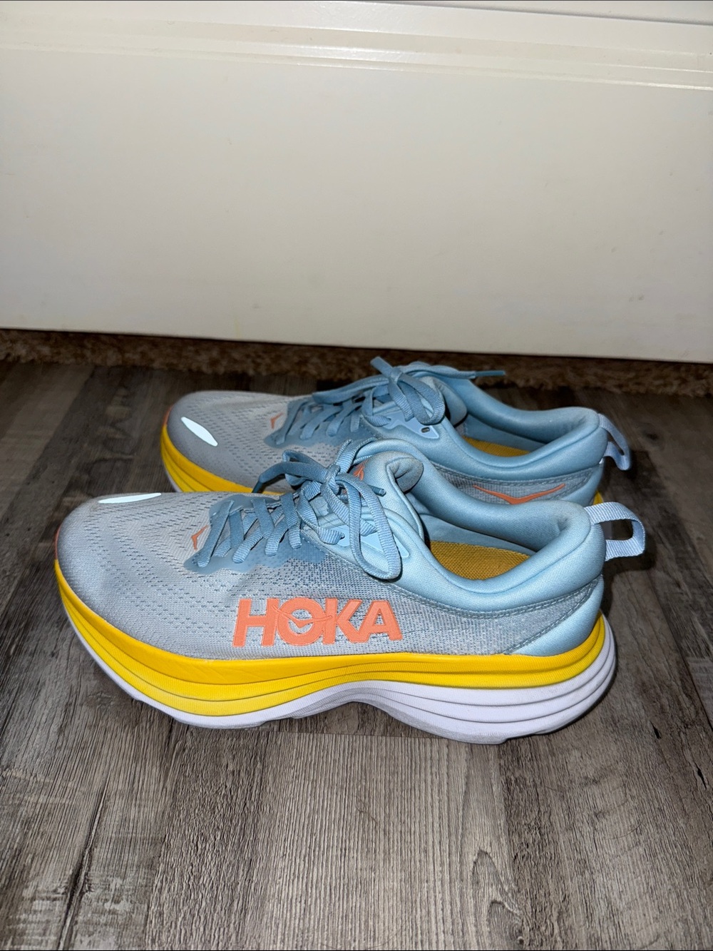 Hoka Women’s Bondi 8